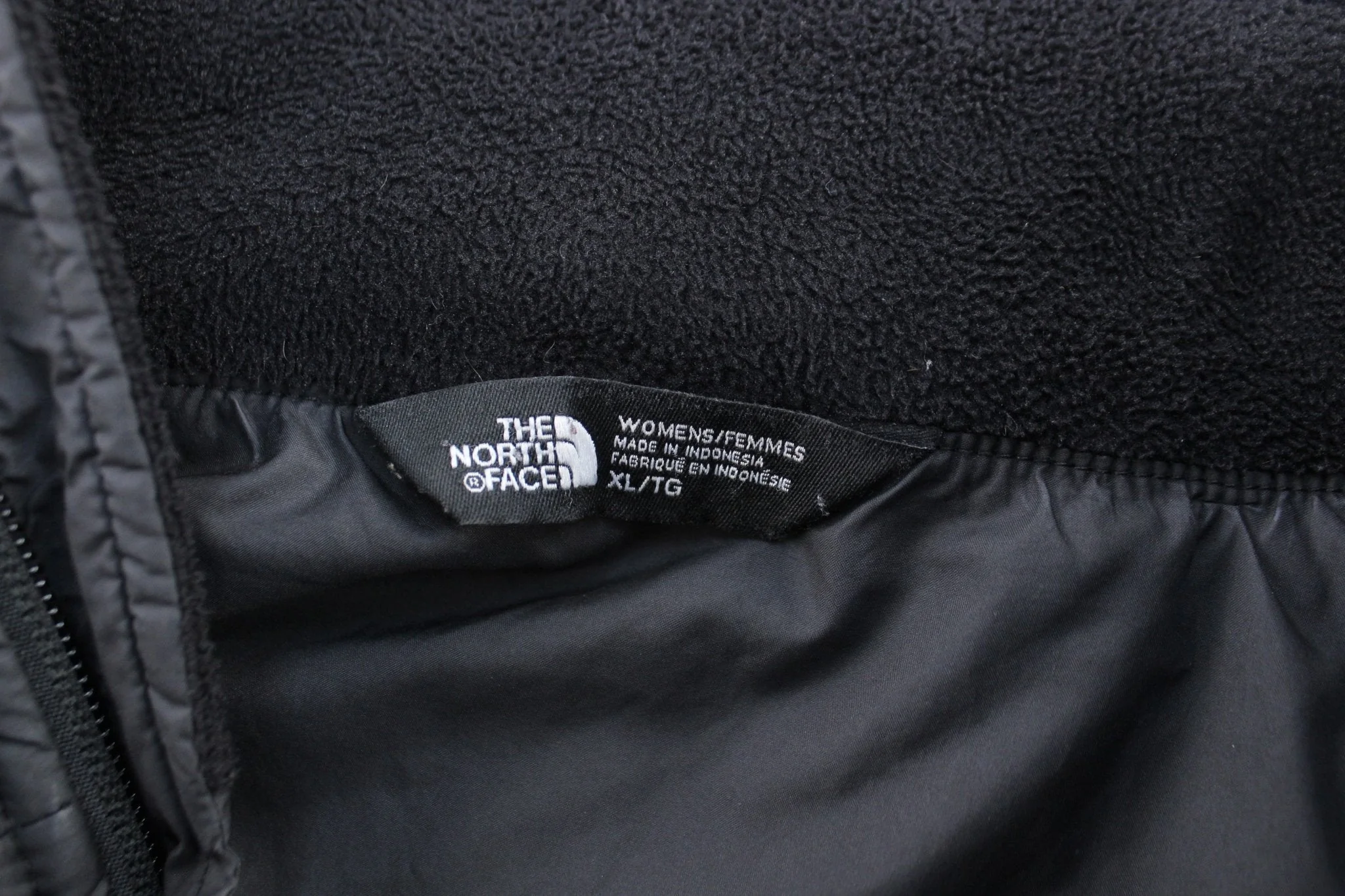Women's The North Face Embroidered Logo Black Zip Up Jacket - Image 3