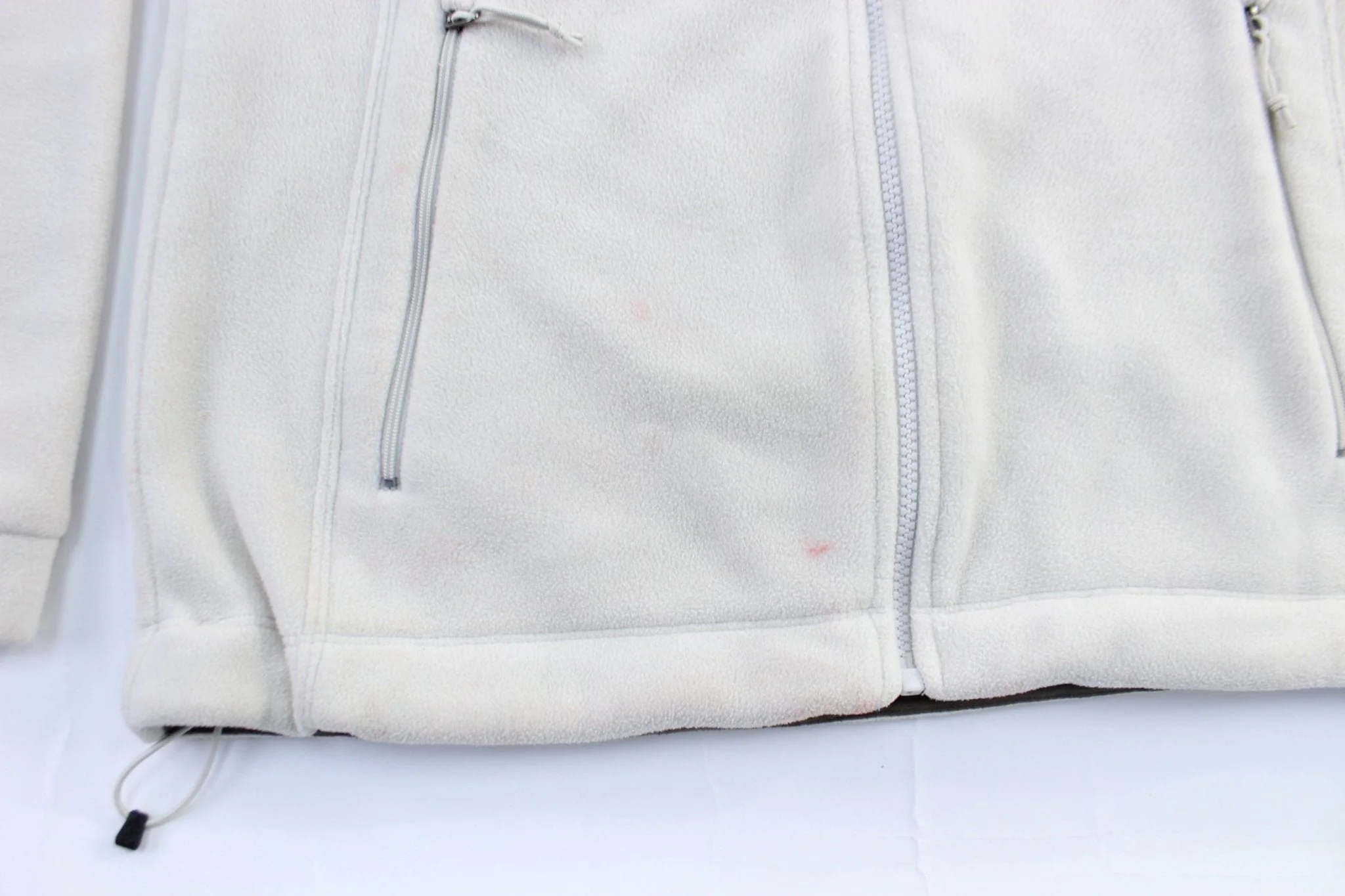 Women's The North Face Embroidered Logo White Fleece Zip Up Jacket - Image 3