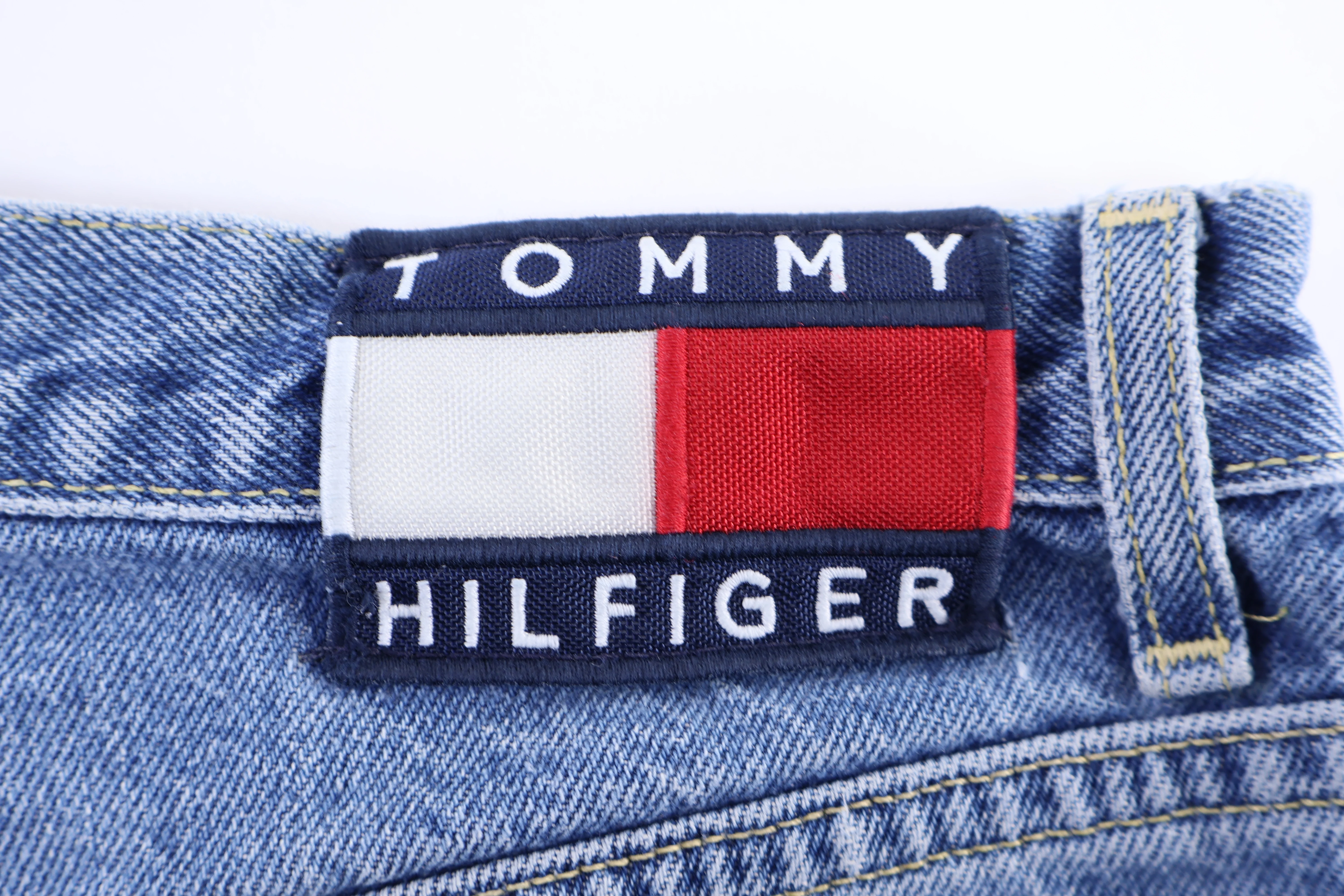 Women's Tommy Hilfiger Light Wash Denim Jeans - Image 3