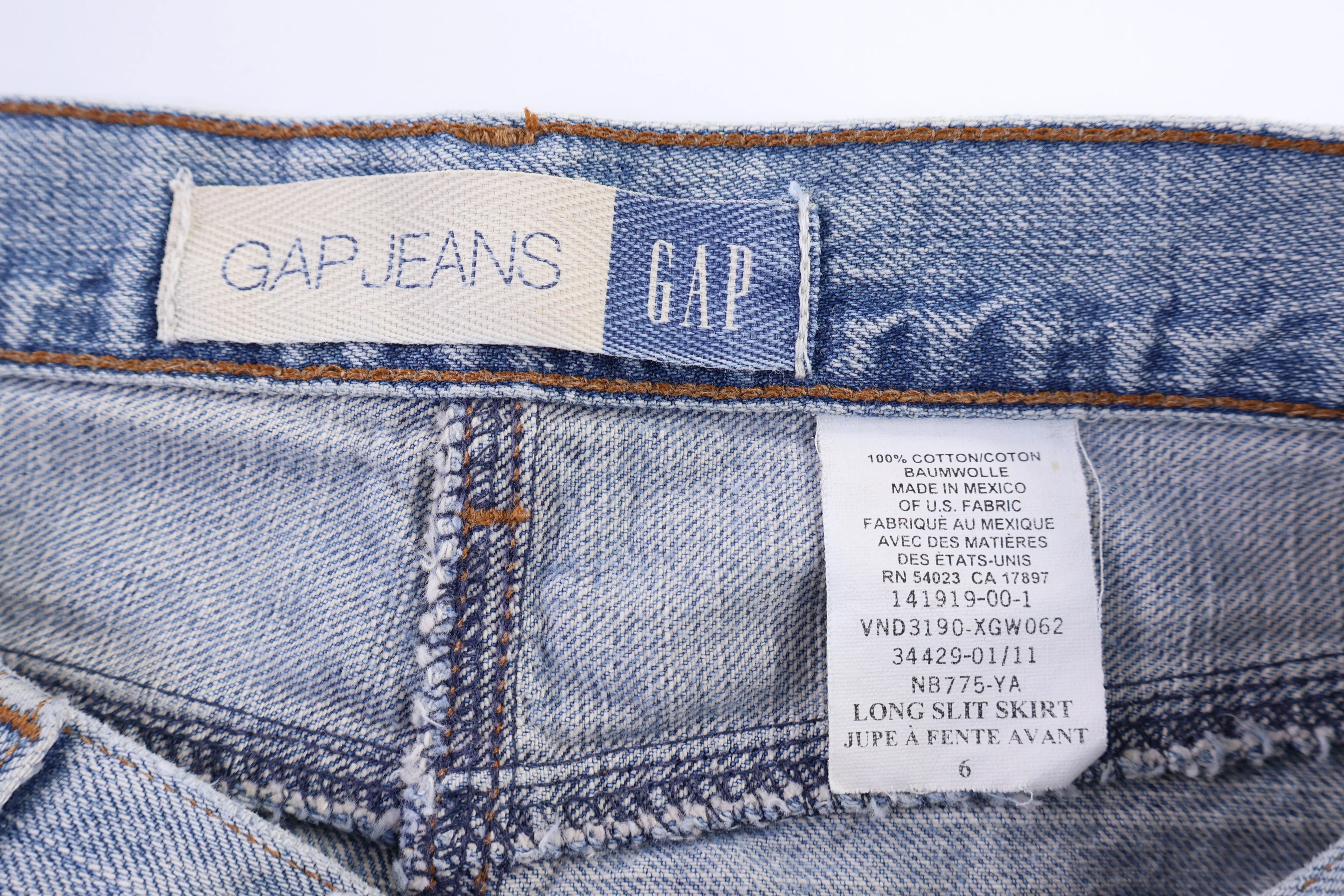 Women's Vintage GAP Maxi Denim Skirt - Image 3