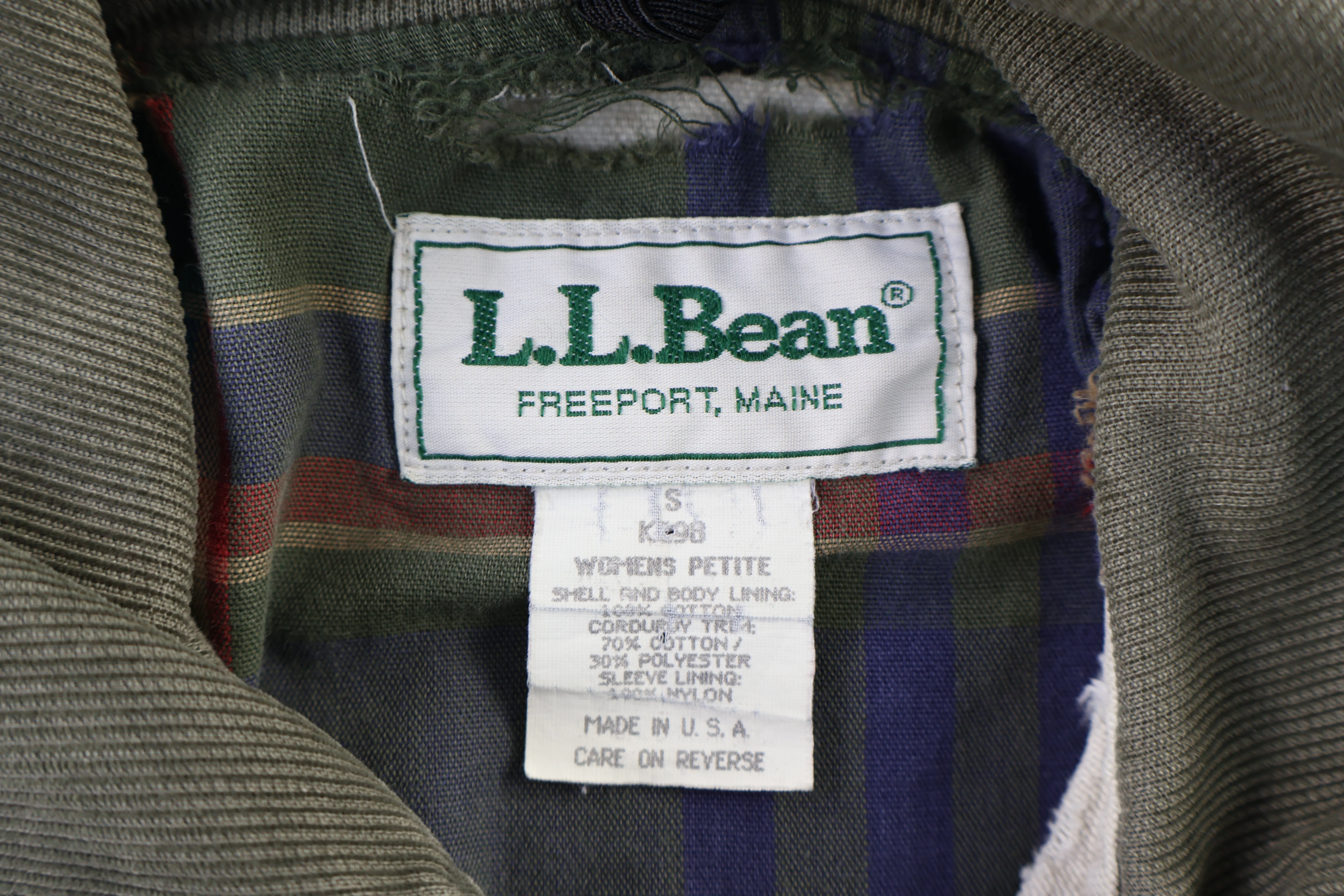 Women's Vintage L.L. Bean Beige Chore Jacket - Image 4