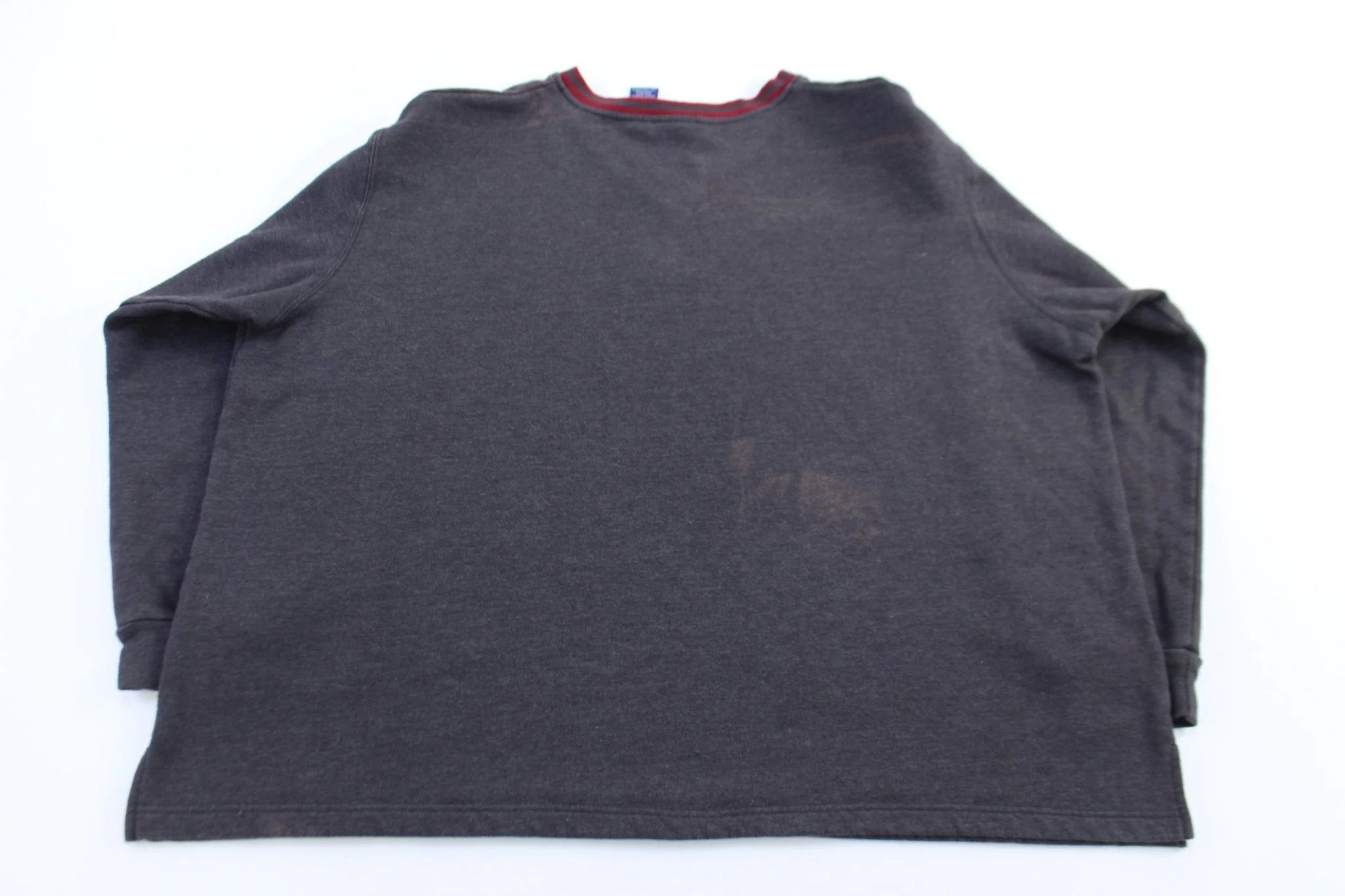 Women's Vintage Tigger Embroidered Graphic Sweater - Image 2