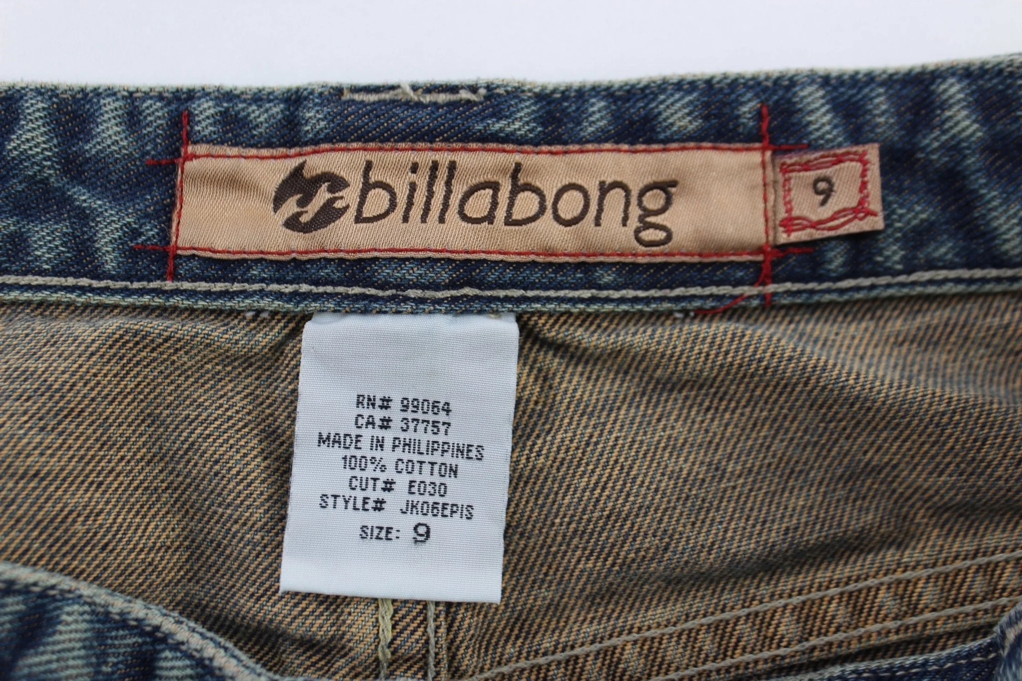 Women's Y2K Billabong Denim Washed Mini Skirt - Image 3