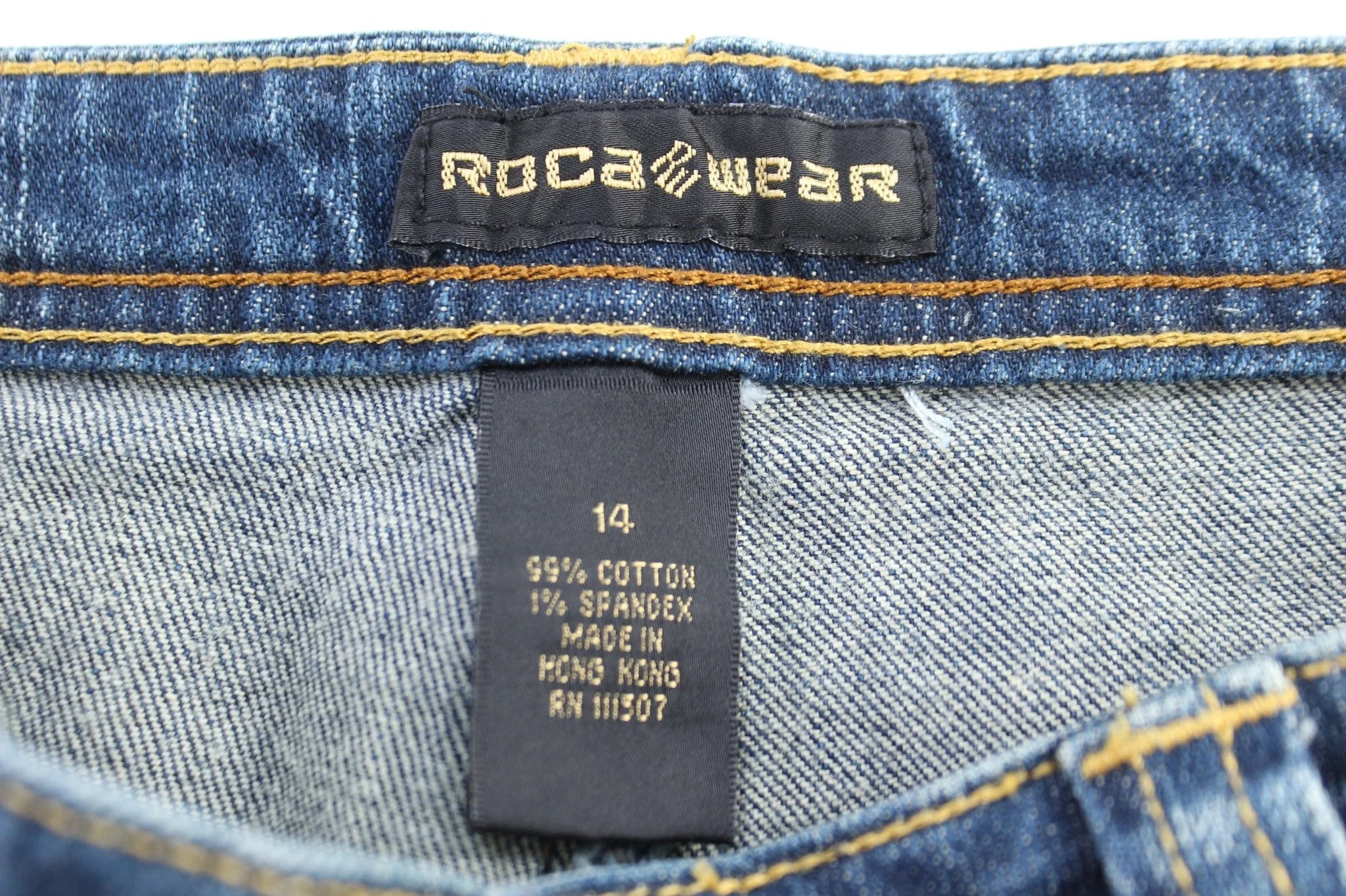 Women's Y2K Rocawear Dark Wash Denim Jeans - Image 3