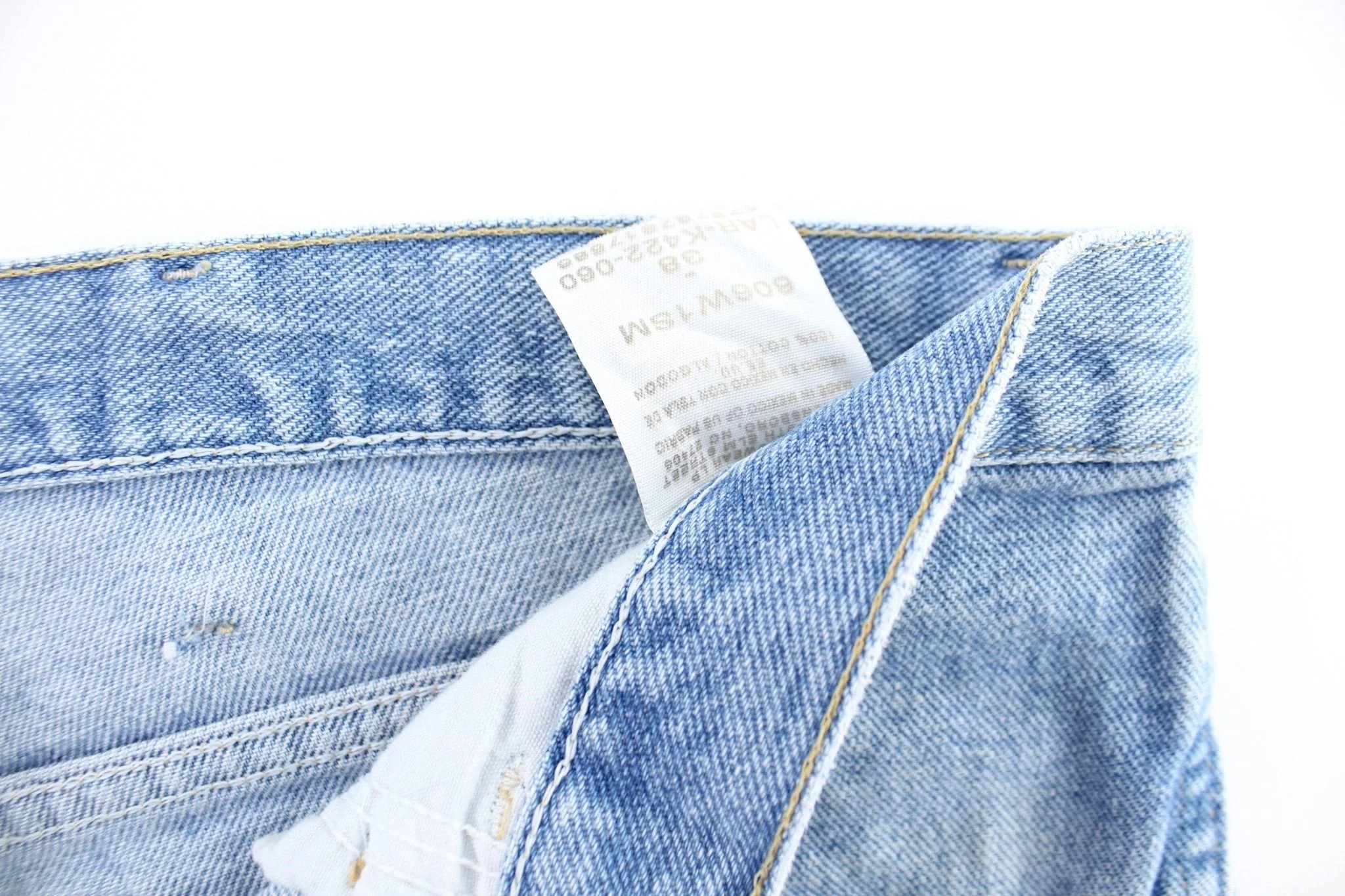 Wrangler Light Wash Denim Shorts - Image 4
