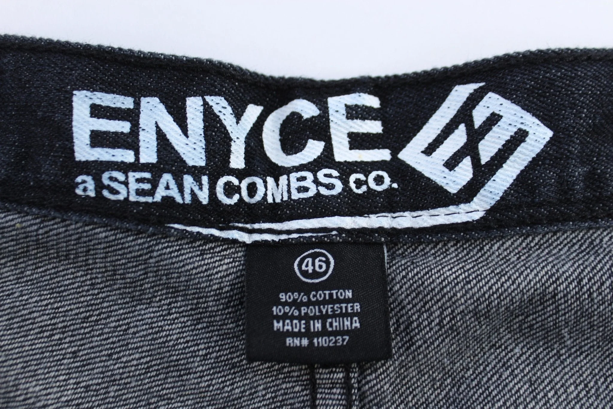 Y2K Enyce Dark Wash Denim Shorts - Image 3
