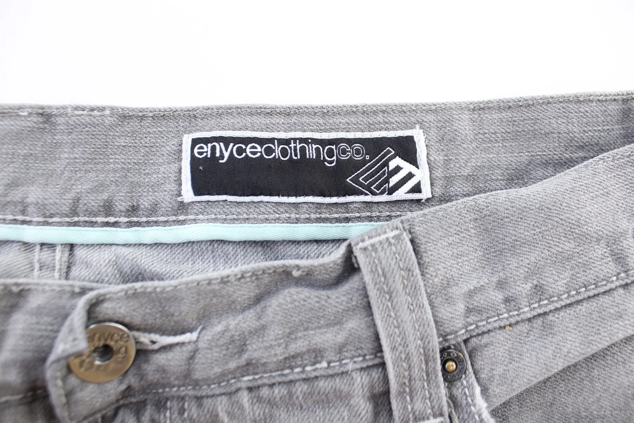 Y2K Enyce Grey Wash Denim Shorts - Image 4