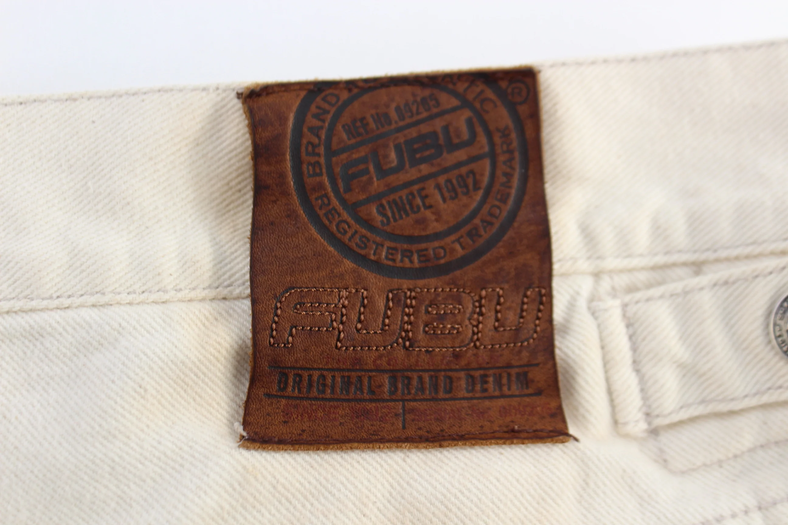 Y2K Fubu Cream Baggy shorts - Image 4