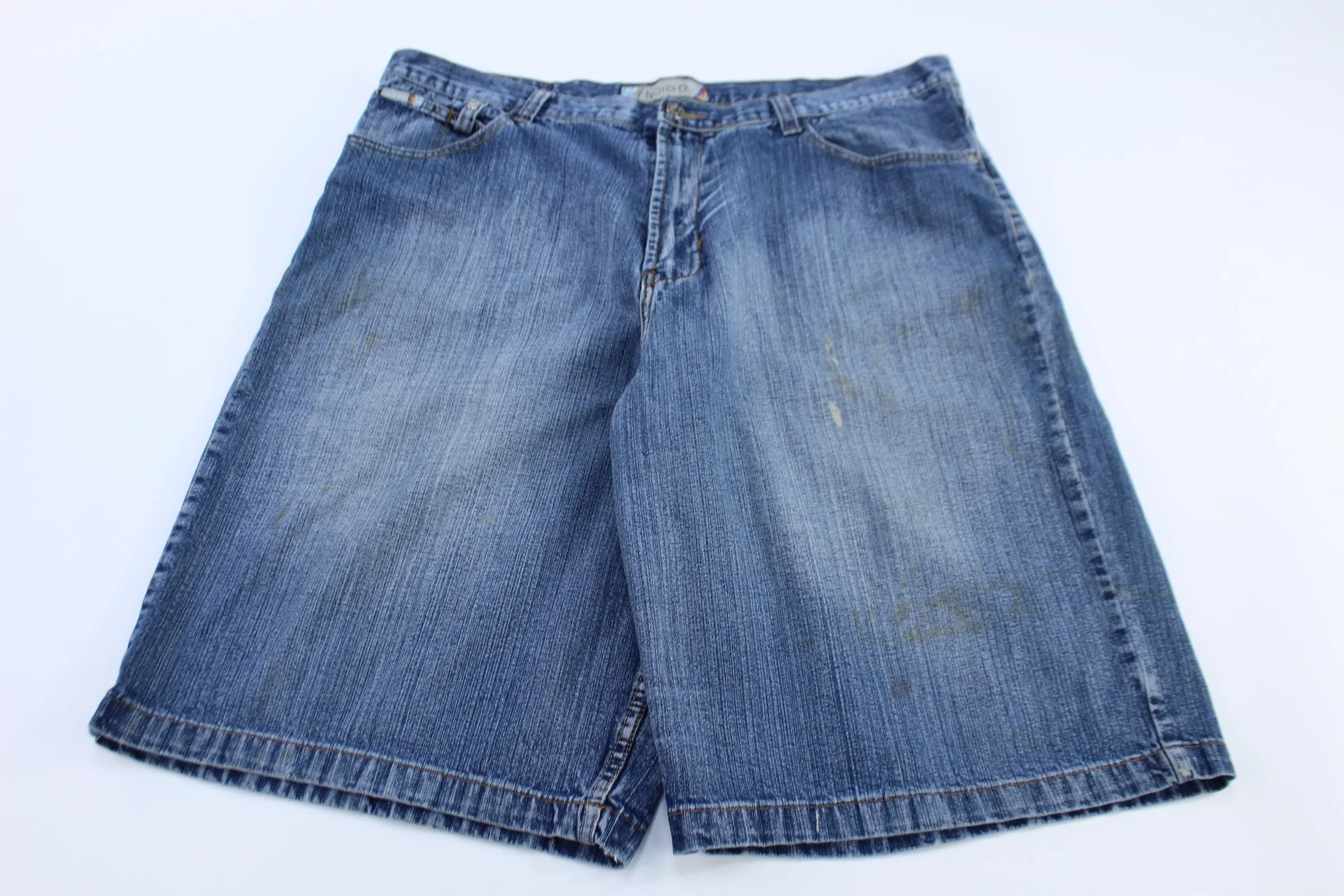 Y2K Indigo Dark Wash Denim Shorts - Image 2
