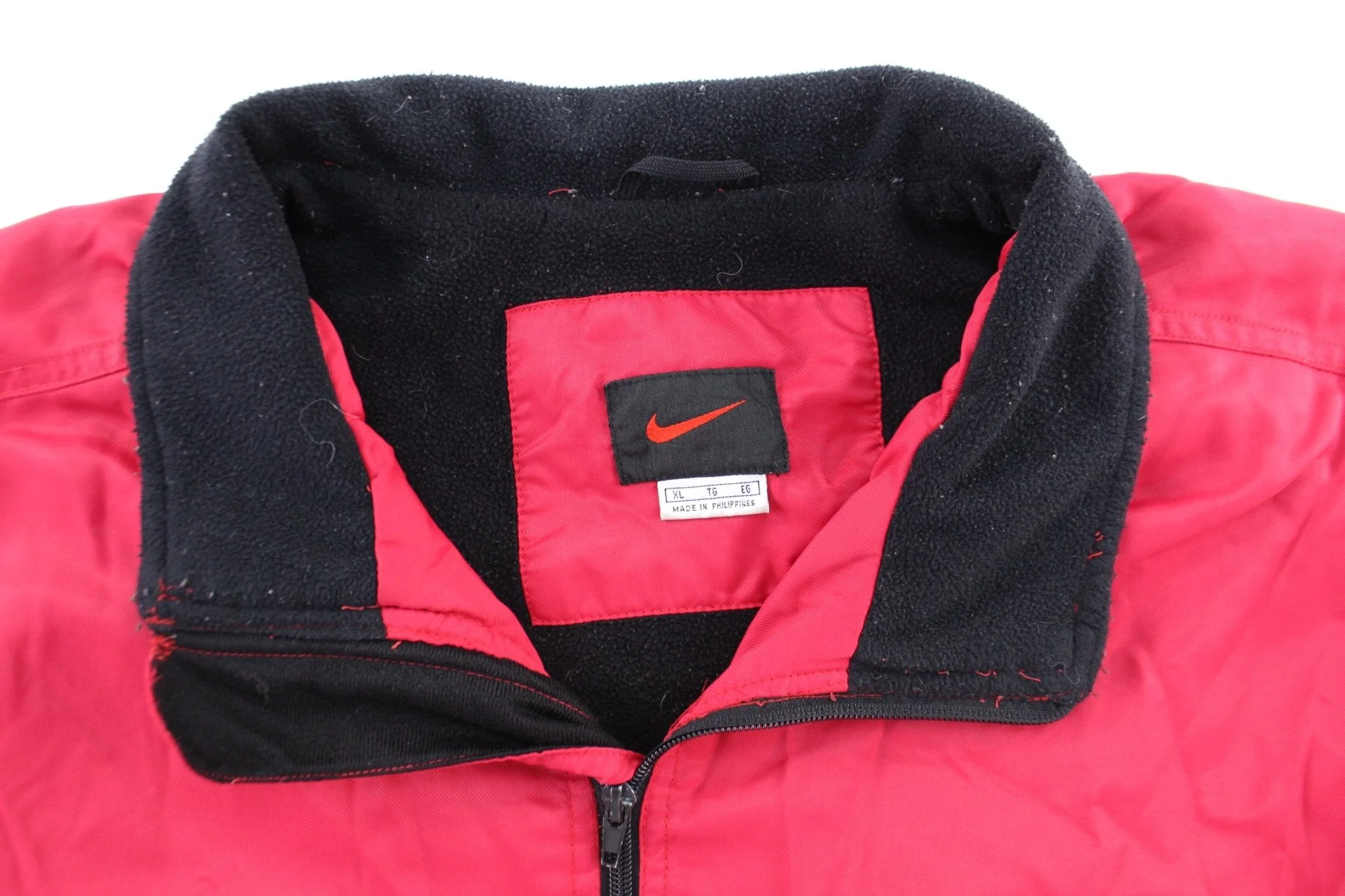 Y2K Nike Embroidered Logo Red & White Zip Up Jacket - Image 4