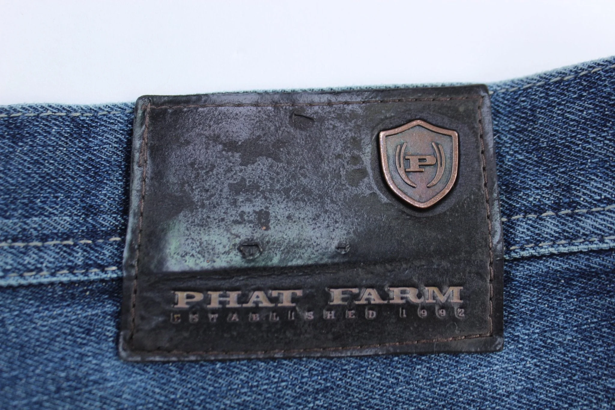 Y2K Phat Farm Dark Blue Denim Shorts - Image 4
