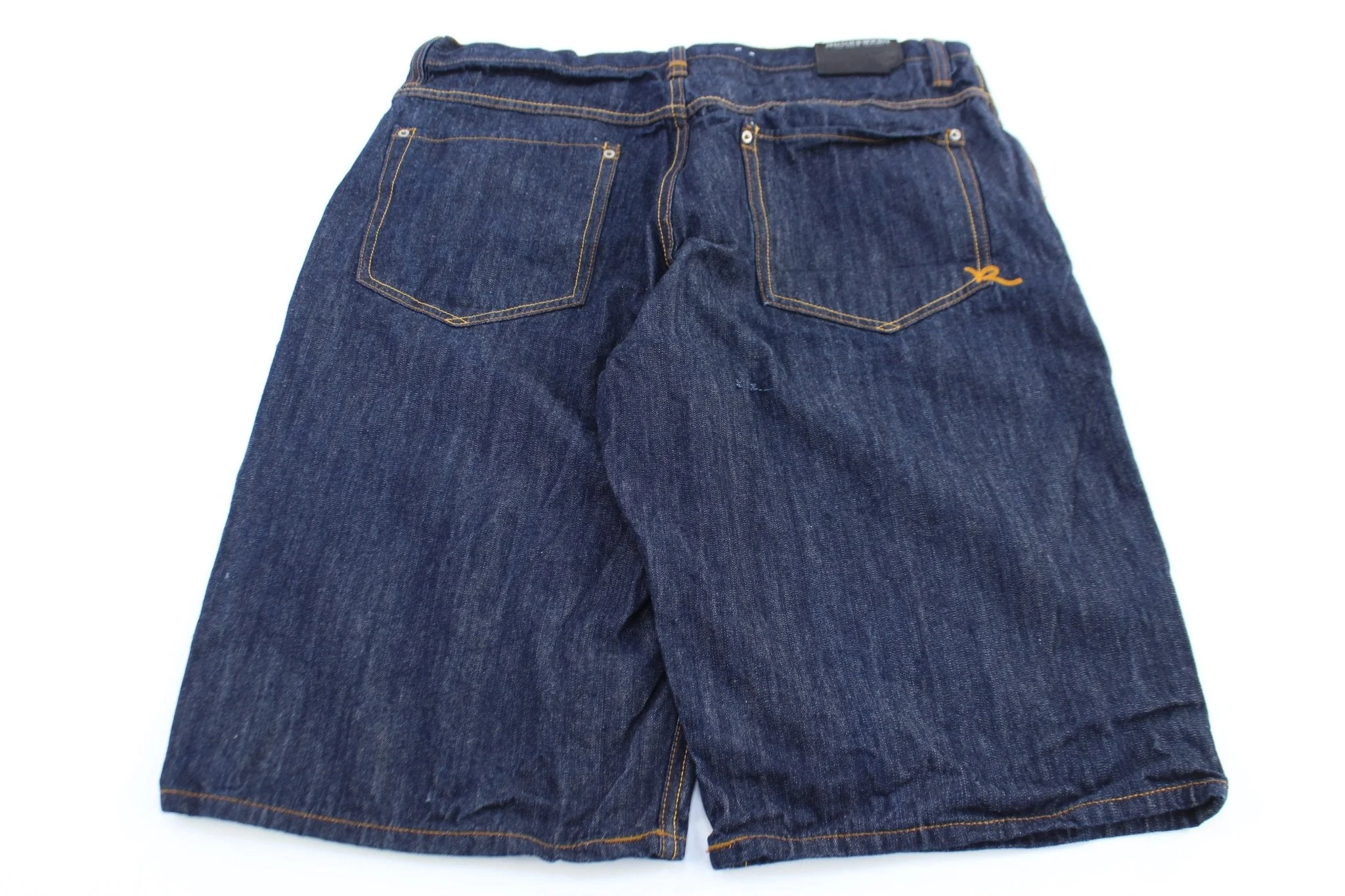 Y2K Rocawear Dark Denim Shorts - Image 2