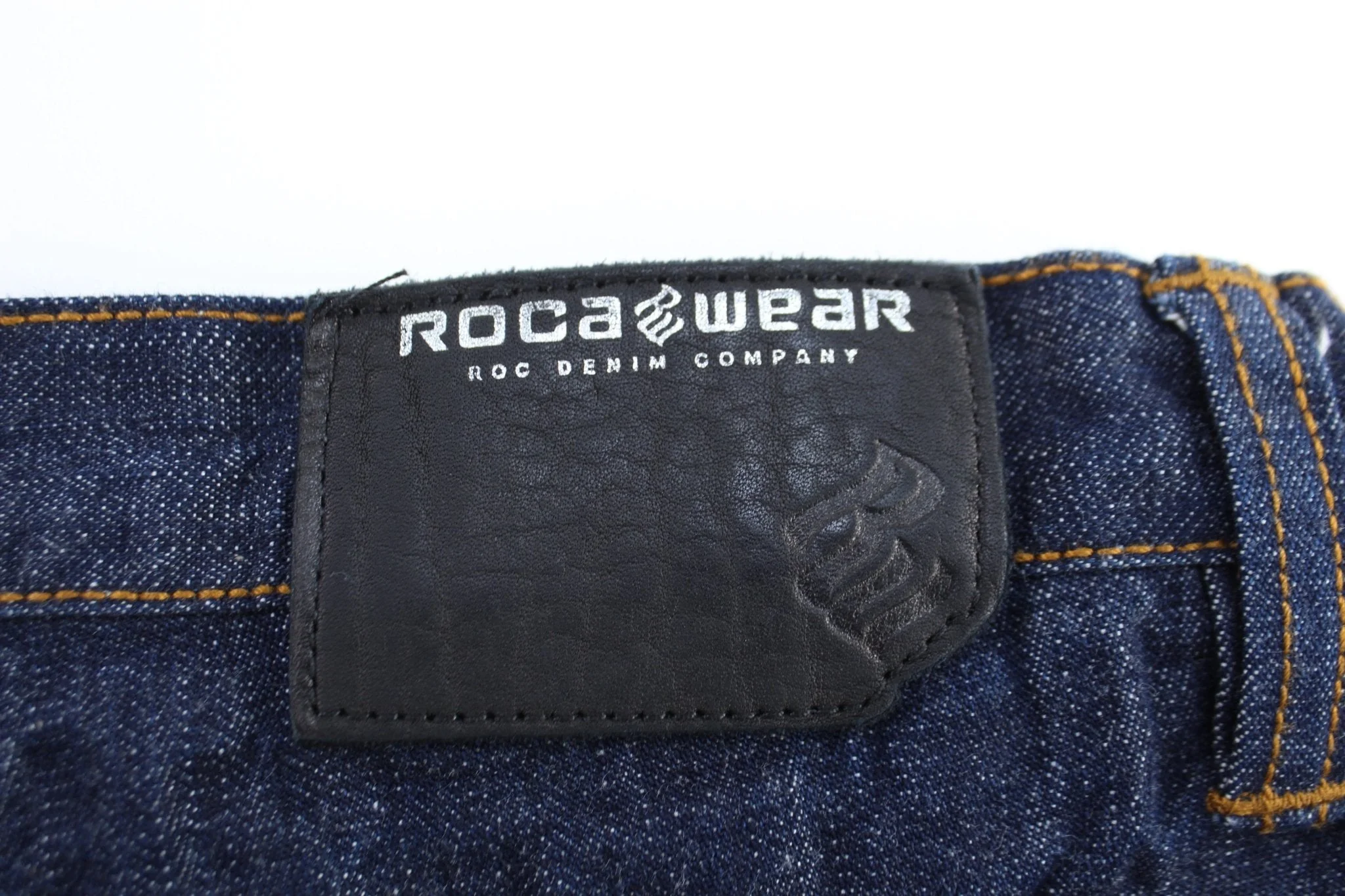 Y2K Rocawear Dark Denim Shorts - Image 3