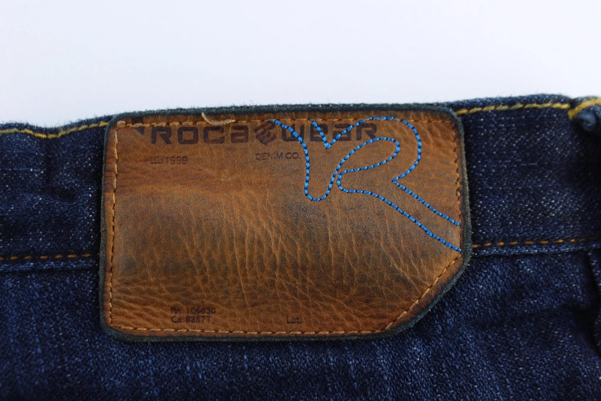 Y2K Rocawear Dark Wash Denim Shorts - Image 3