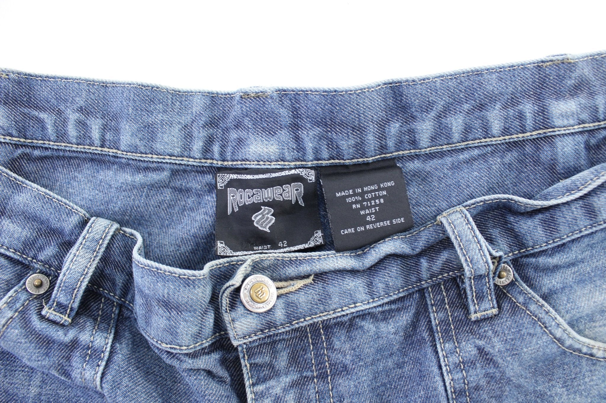 Y2K Rocawear Denim Shorts - Image 5