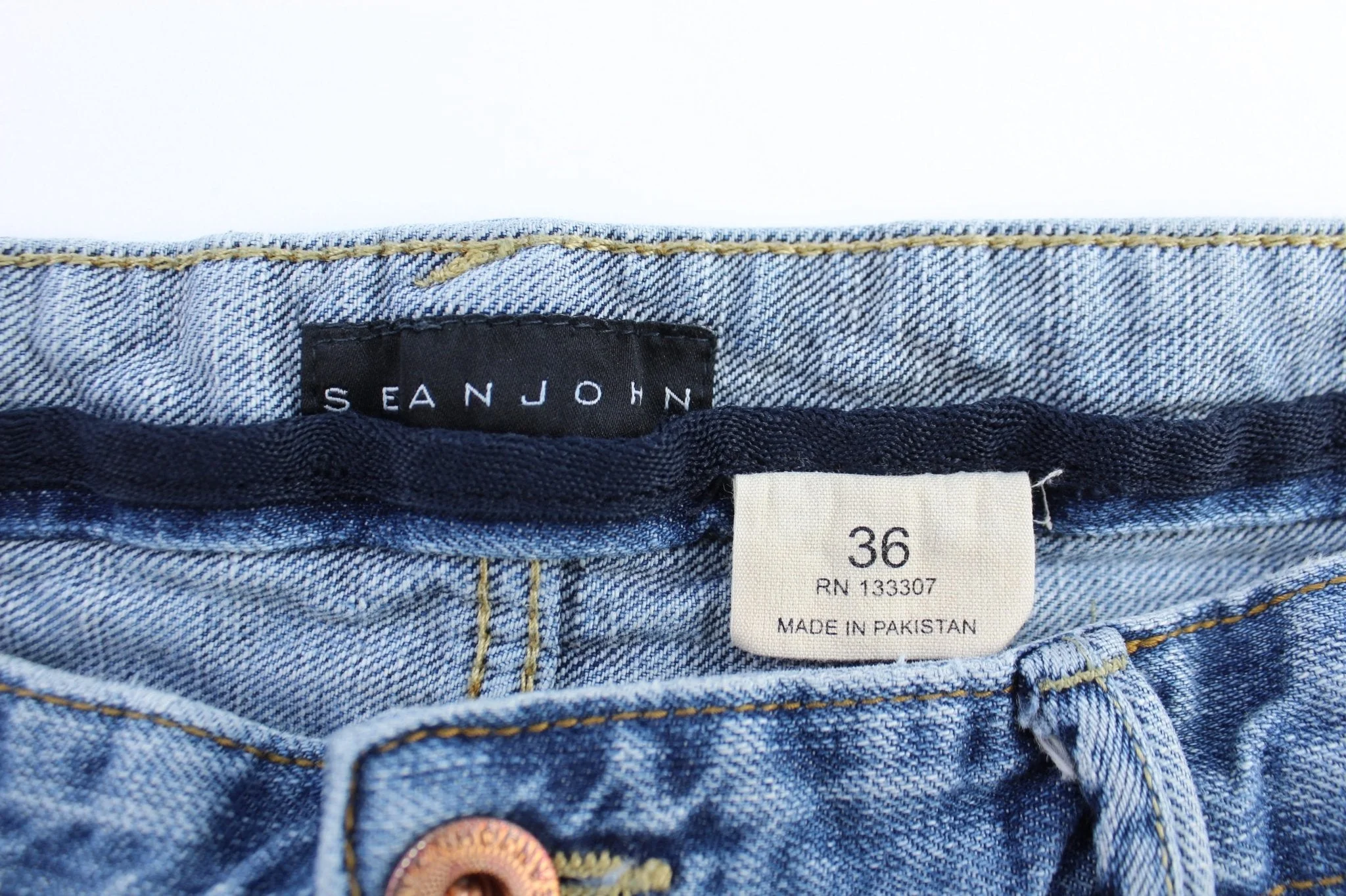 Y2K Sean John Denim Shorts - Image 3