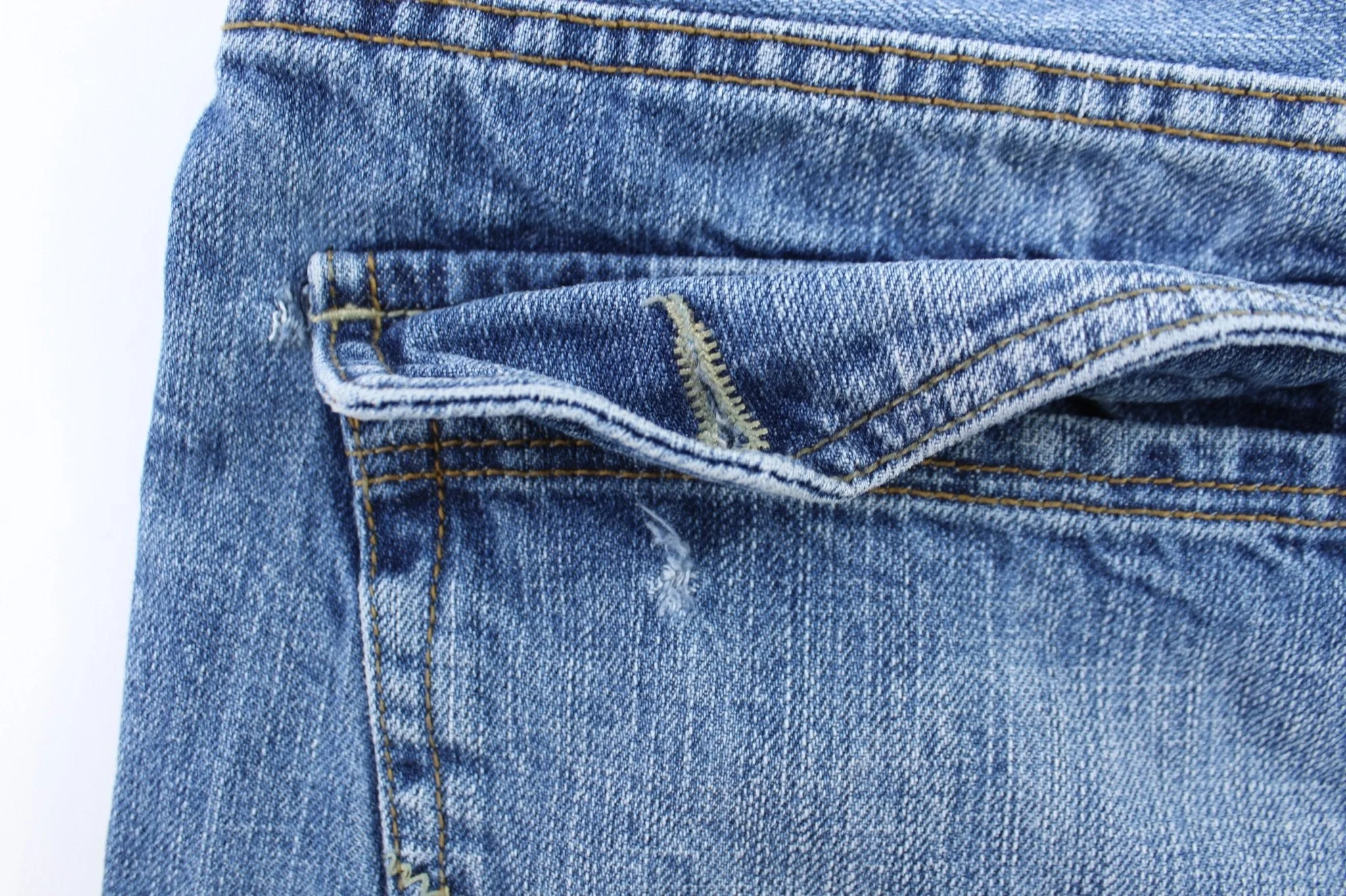 Y2K Sean John Denim Shorts - Image 4
