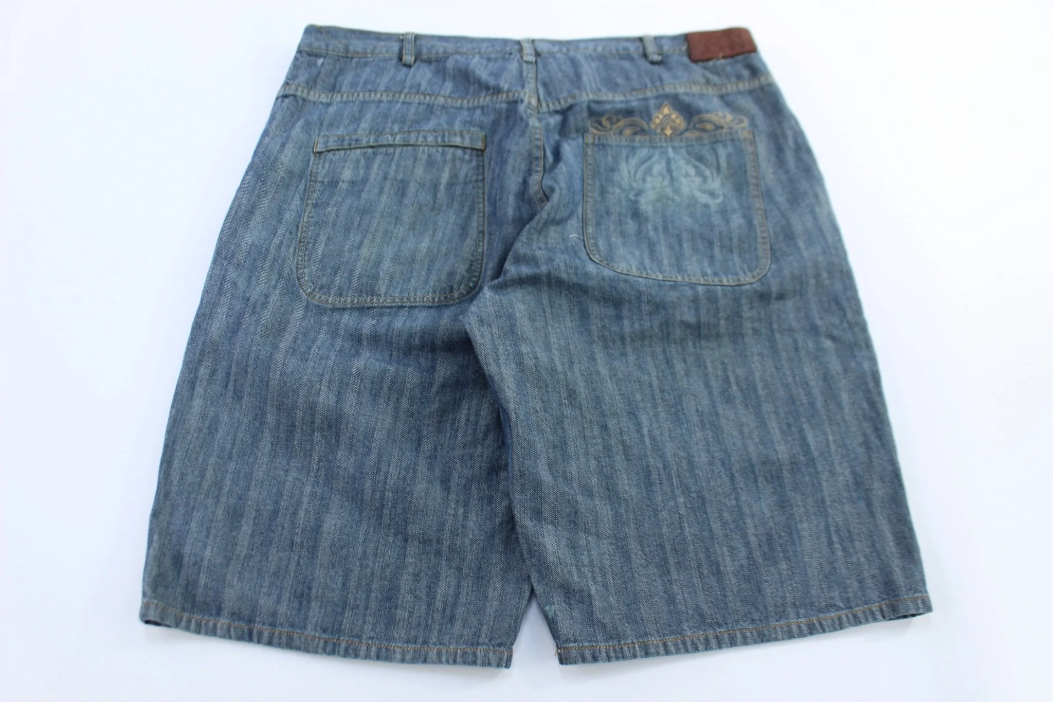 Y2K Sean John Denim Shorts - Image 2