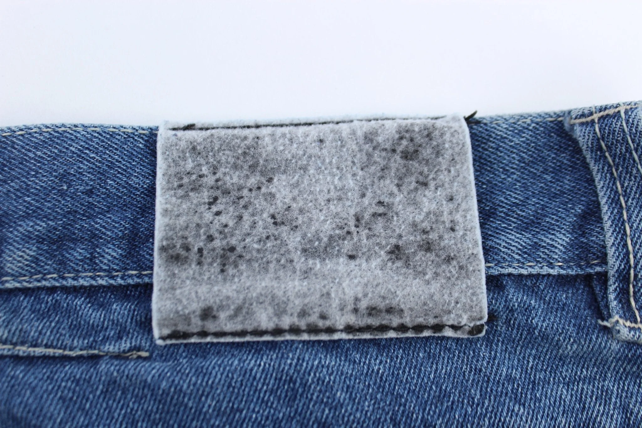 Y2K Urban Edge Dark Wash Denim Shorts - Image 3