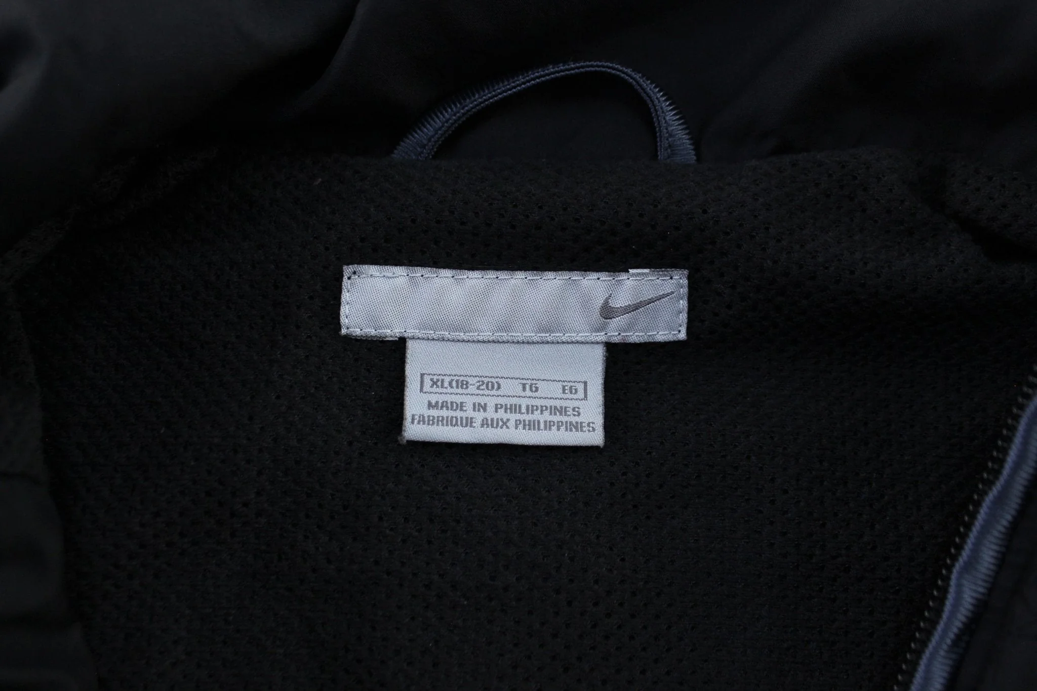 Woman’s Y2K Nike Embroidered Logo Blue & Black Zip Up Jacket - Image 3